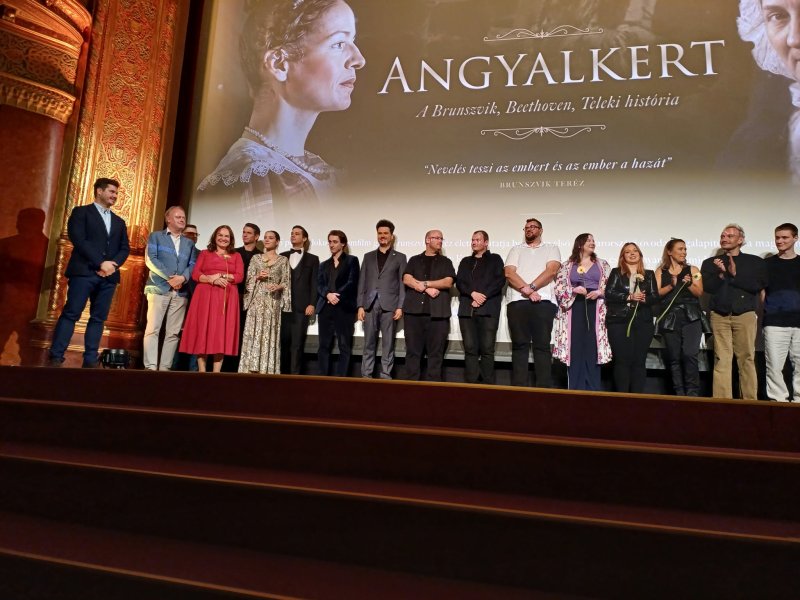 angyalkert_urania5
